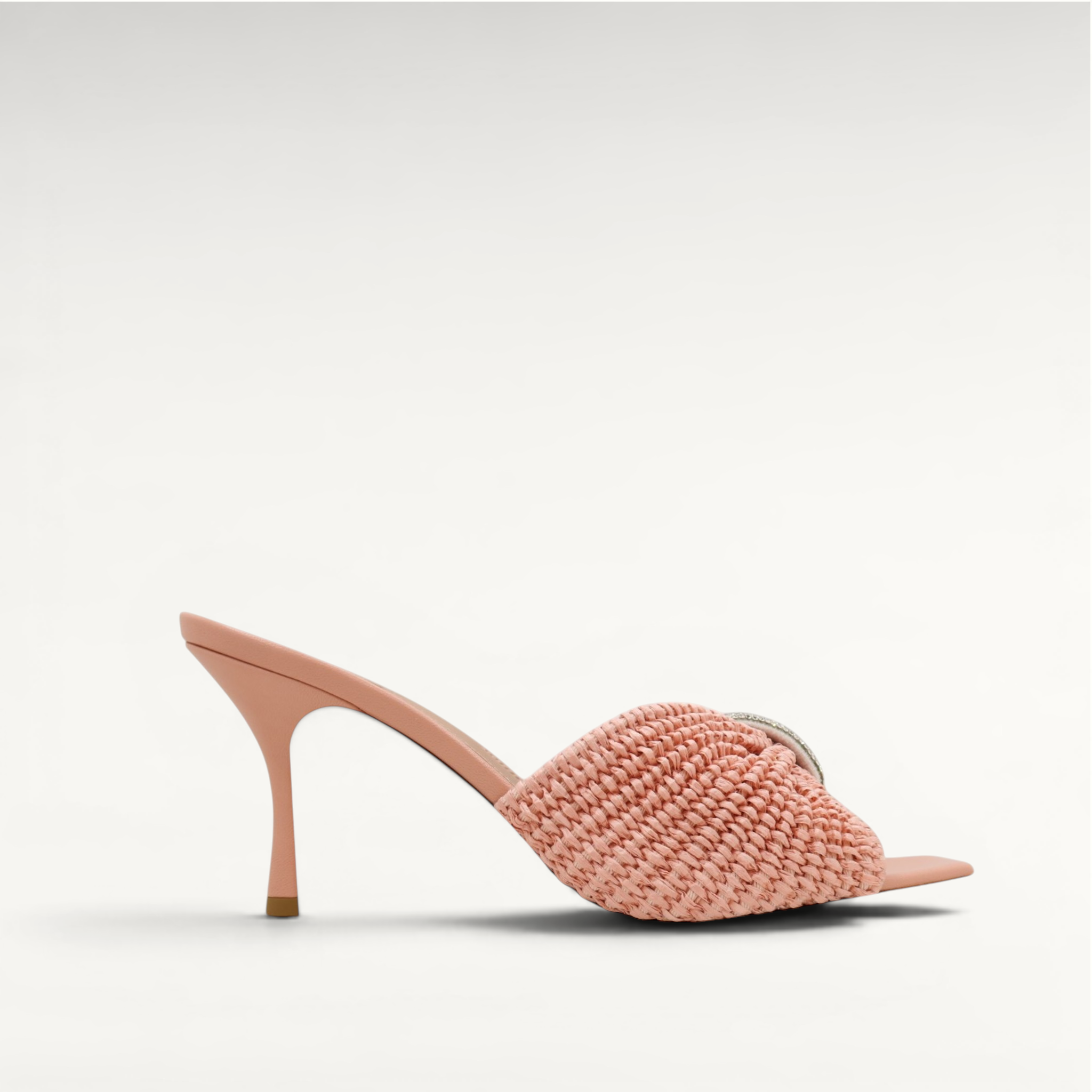 NORA MULE