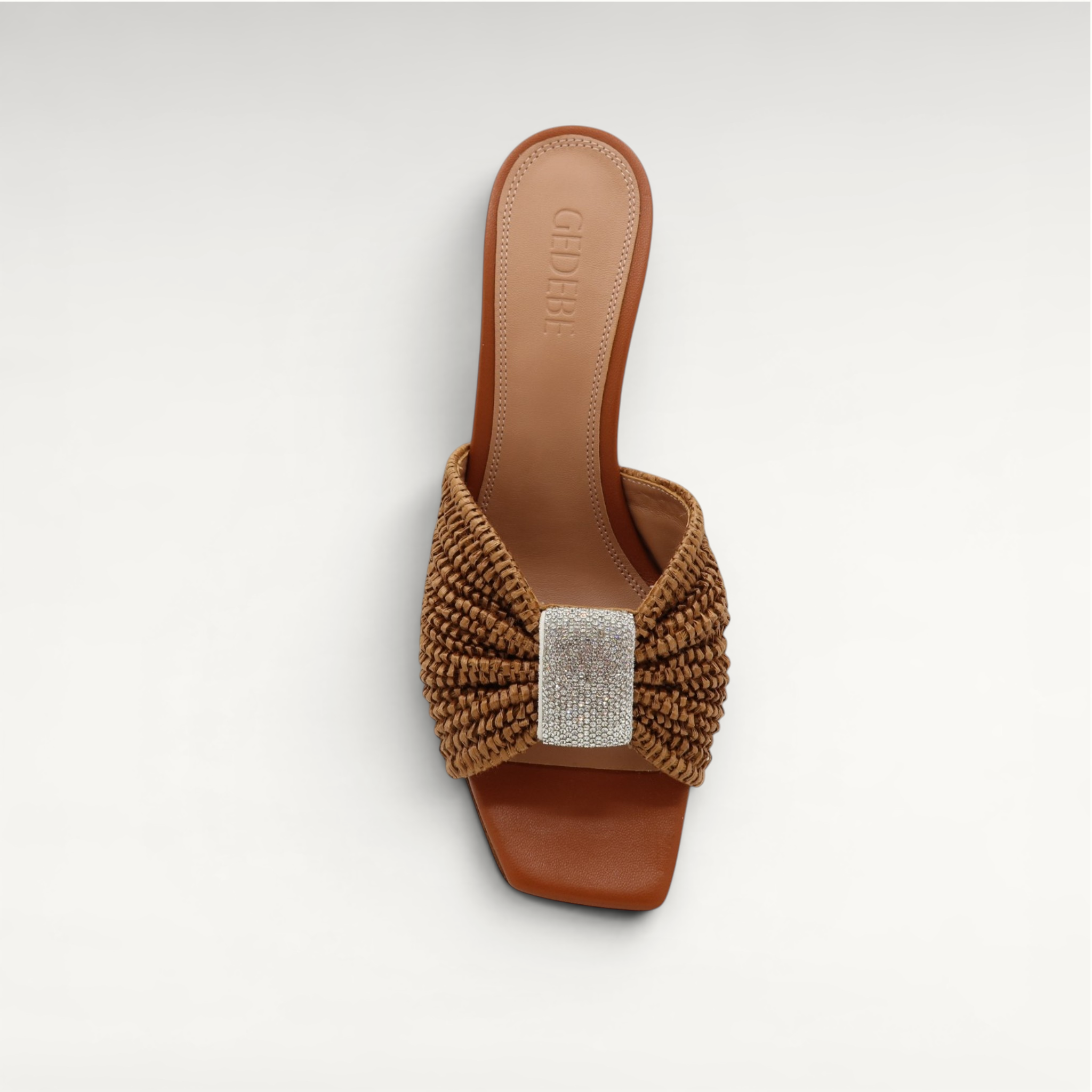 NORA MULE