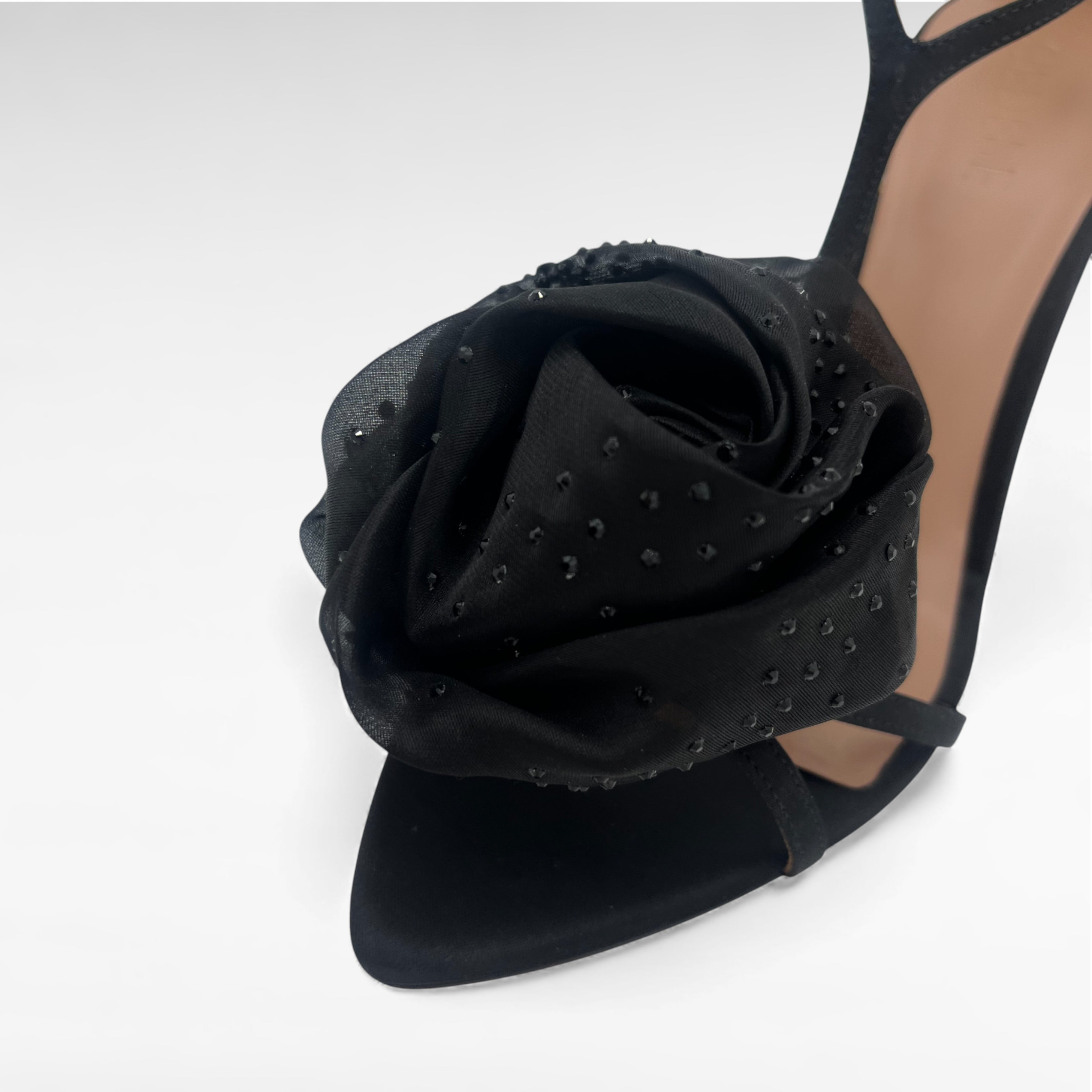 Black flower sandal